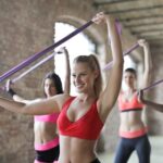 Studierende beim Ausdauertraining vor Prüfung, kognitive Leistung und Stressreduktion