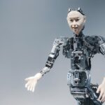Humanoider Roboter als OP-Assistenz Verkörperte KI im Operationssaal der Zukunft